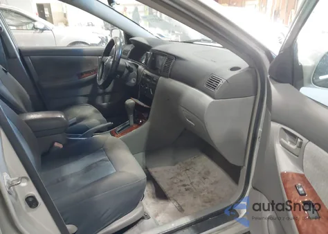 2004 Toyota Corolla Le z USA, uszkodzony, nr VIN 2T1BR32E74C301983